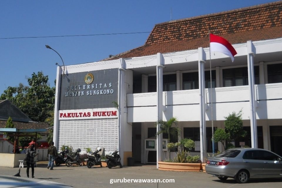 Universitas Mojokerto